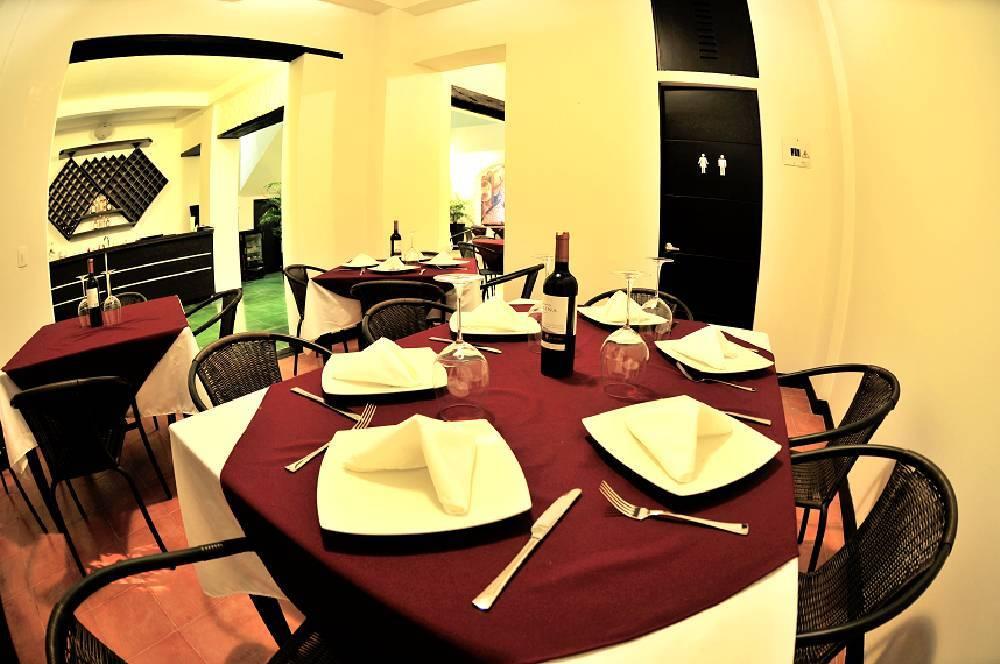 Aw Hotel Puerta De San Antonio Cali Restaurant foto